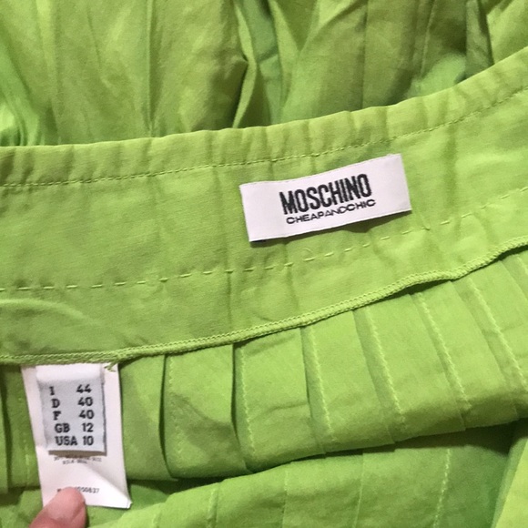 🌸NEW🌸 Moschino Cheap and Chic Vintage Pleated Skirt - Picture 6 of 14